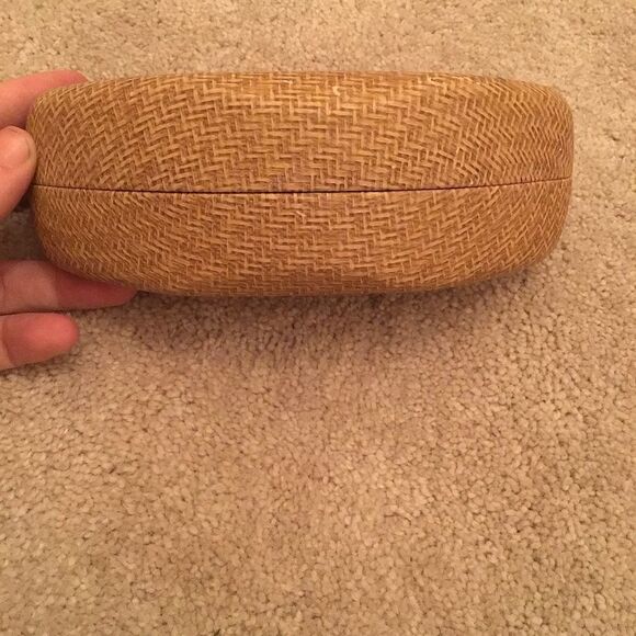 Maui Jim Hardshell Tan Sunglasses Case - Picture 2 of 6